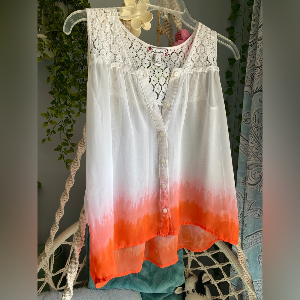 Speechless White and Orange Ombre Lace Blouse
